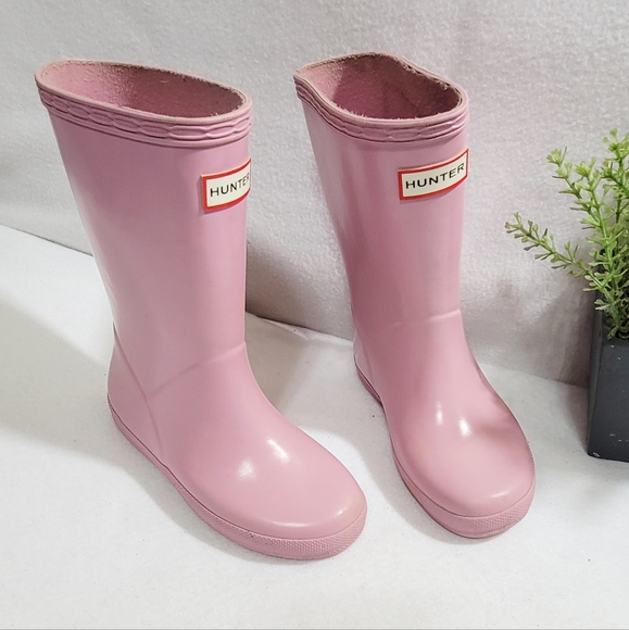 Hunter Other - Hunter Pink Round Toe Waterproof Toddler Kids Boots Size 12.